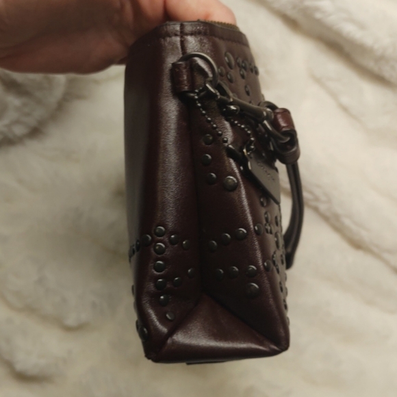 SOLD!! COACH Large Wristlet Clutch RARE Kylie Mini Studs F52402 - NWT - Picture 6 of 14